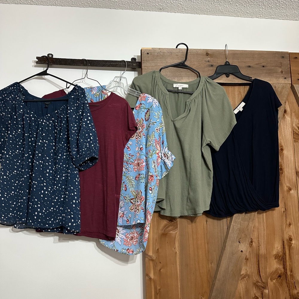 Bundle of shirts - S